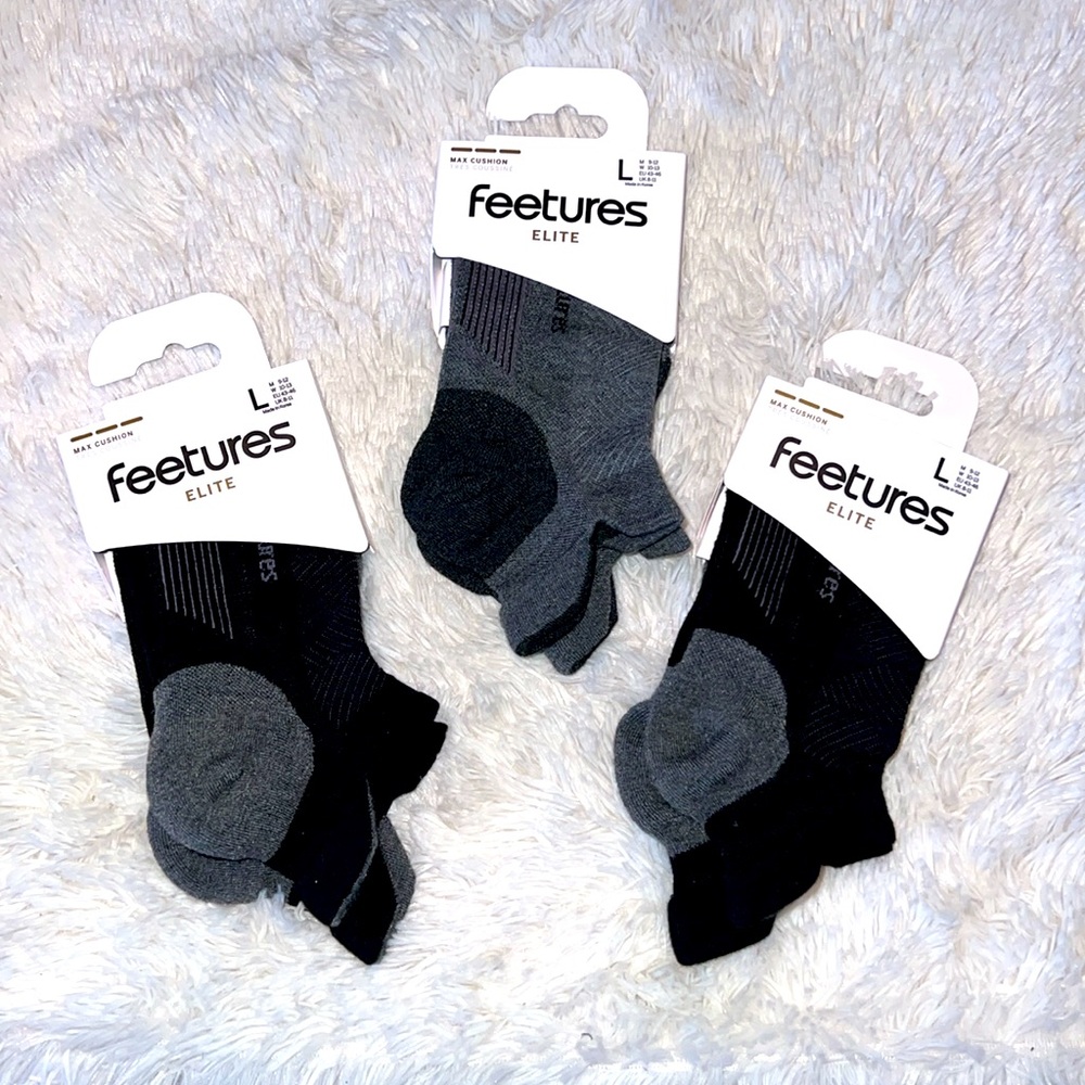 FEETURES ELITE MAX CUSHION SOCKS